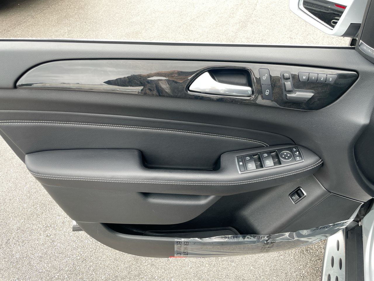 2013 Mercedes-Benz ML350 in Richmond, British Columbia
