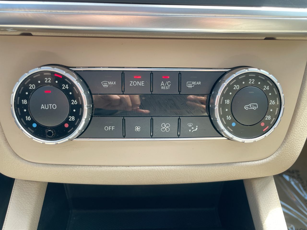 2014 Mercedes-Benz ML350 in Richmond, British Columbia
