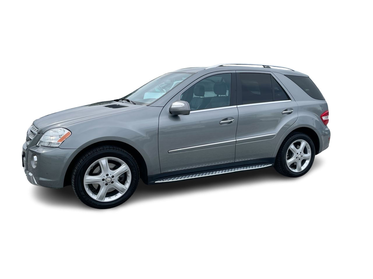 2010 Mercedes-Benz ML550 in Richmond, British Columbia