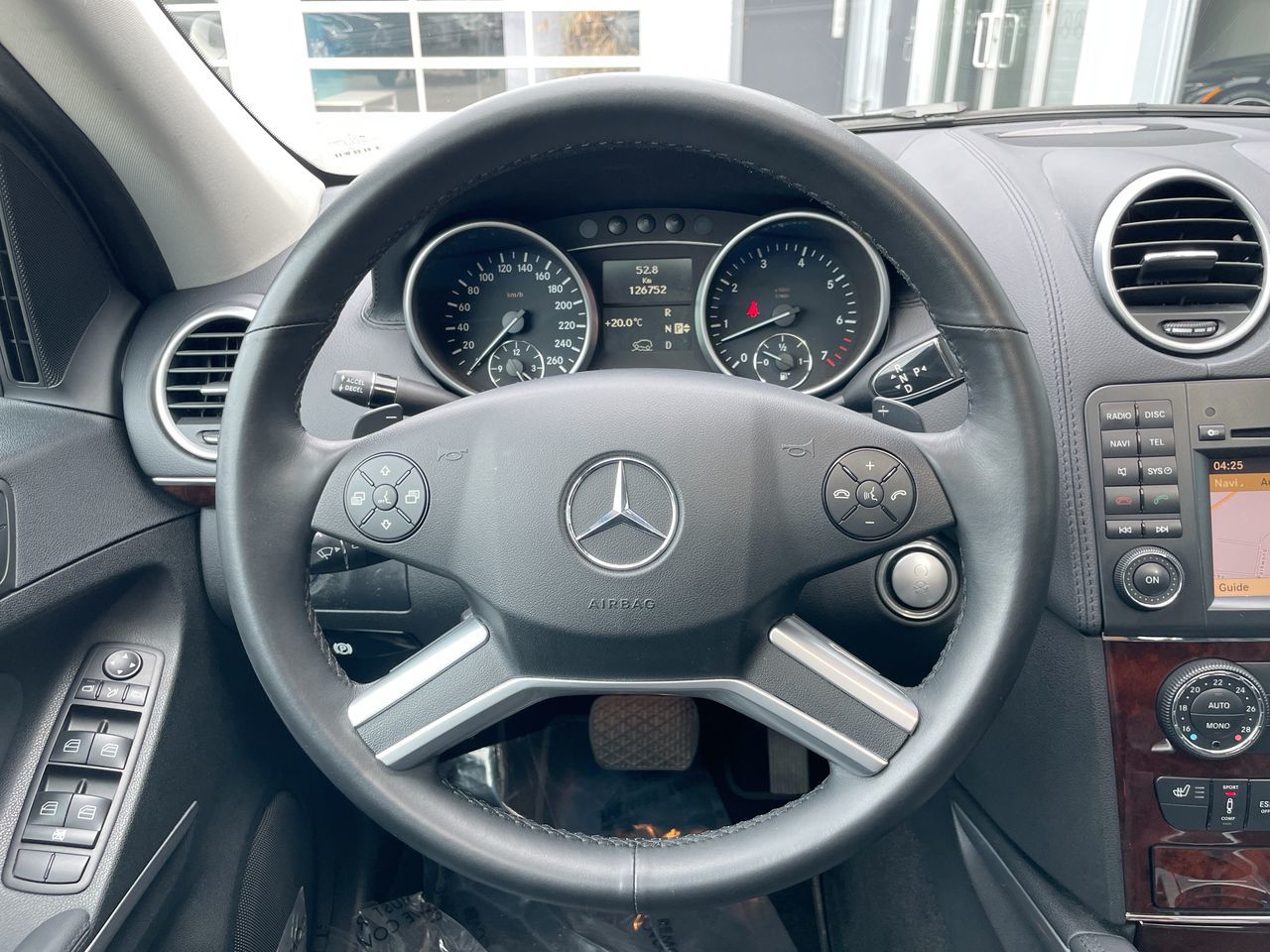 2010 Mercedes-Benz ML550 in Richmond, British Columbia