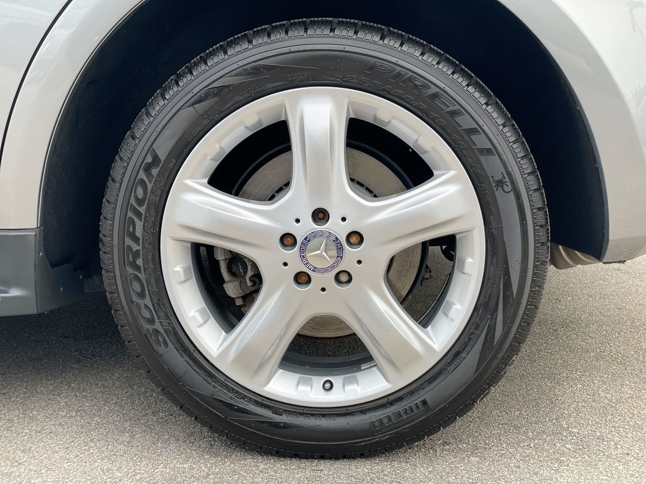 2010 Mercedes-Benz ML550 in Richmond, British Columbia