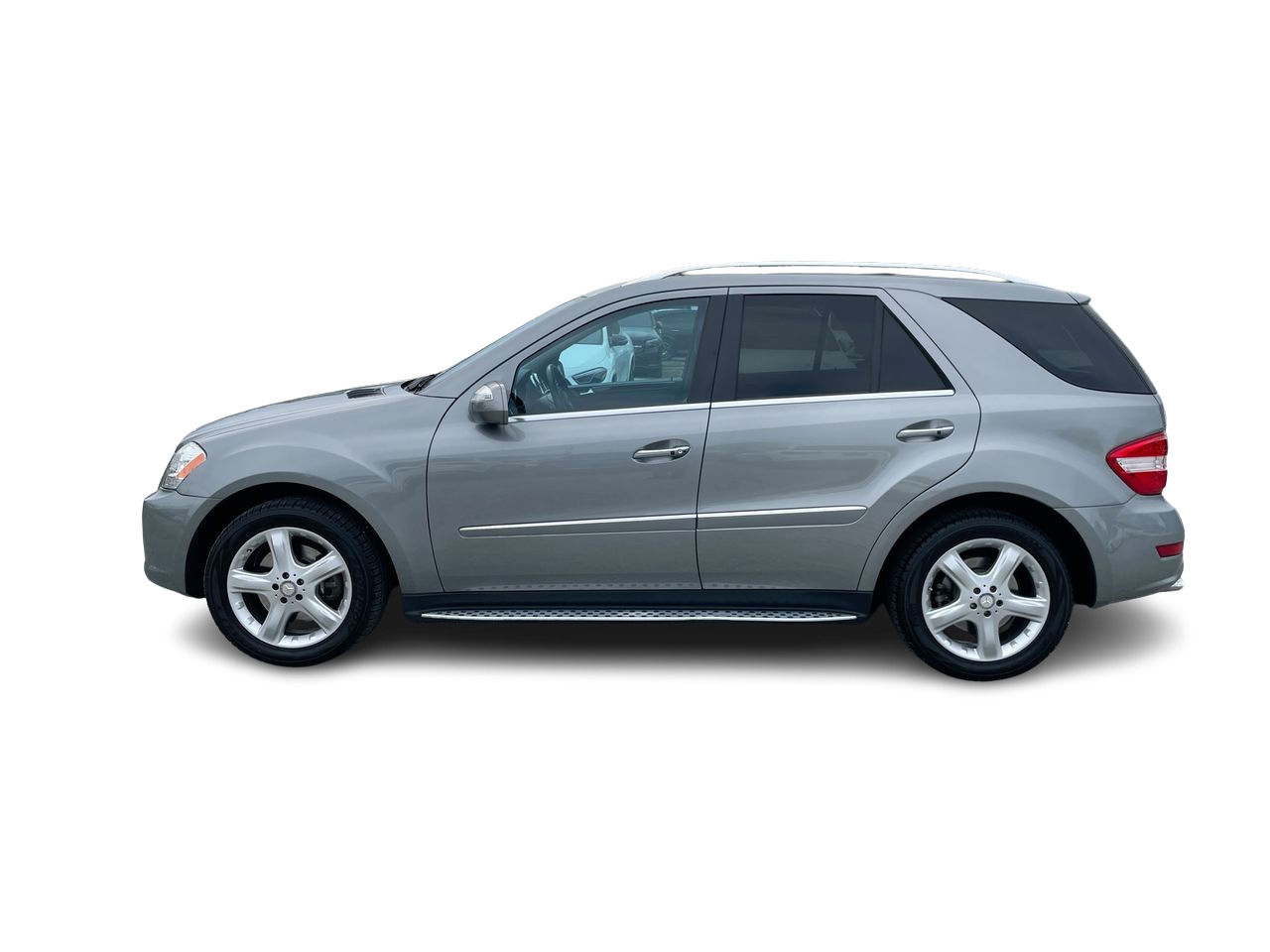 2010 Mercedes-Benz ML550 in Richmond, British Columbia