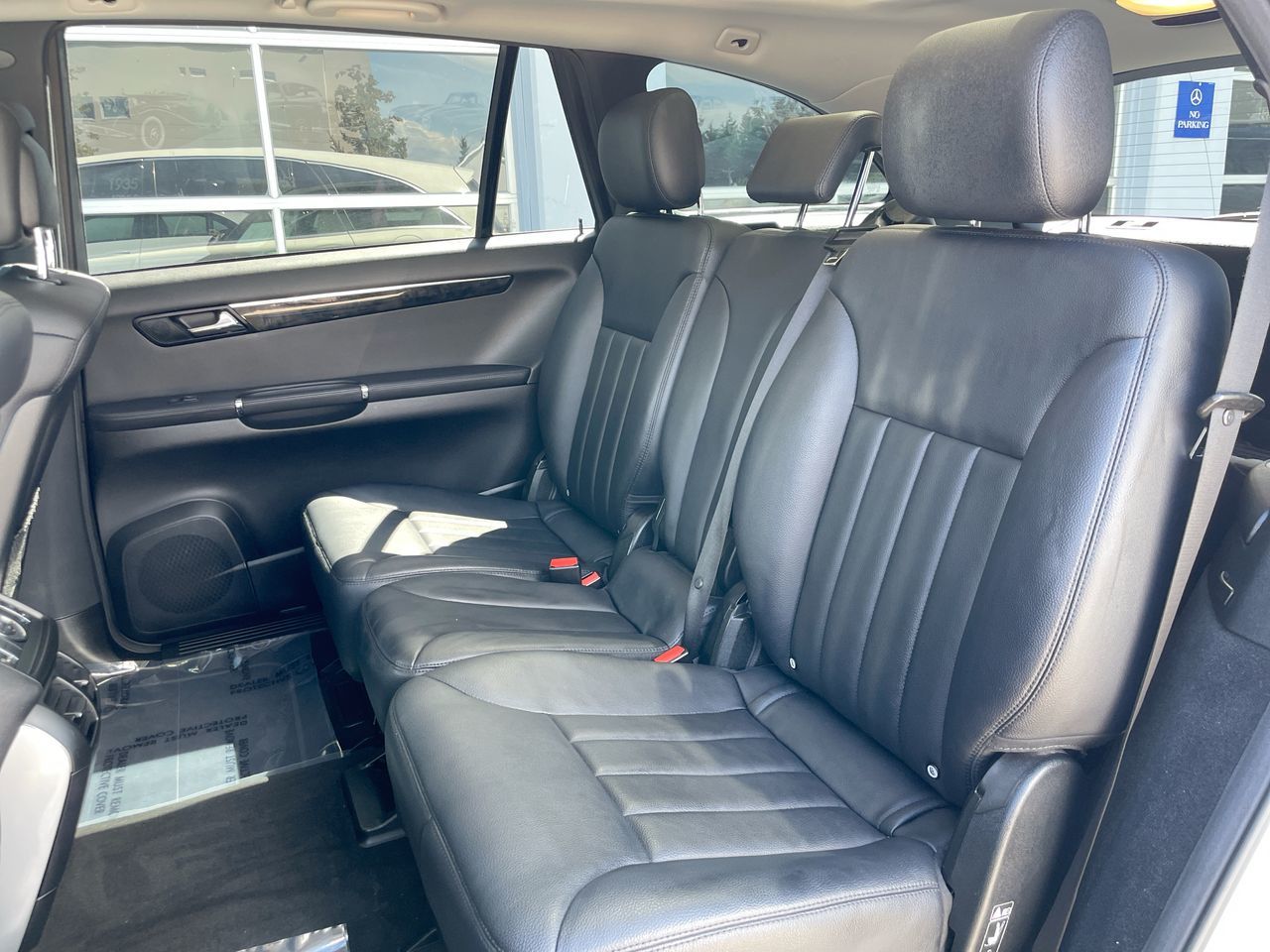 2010 Mercedes-Benz R350