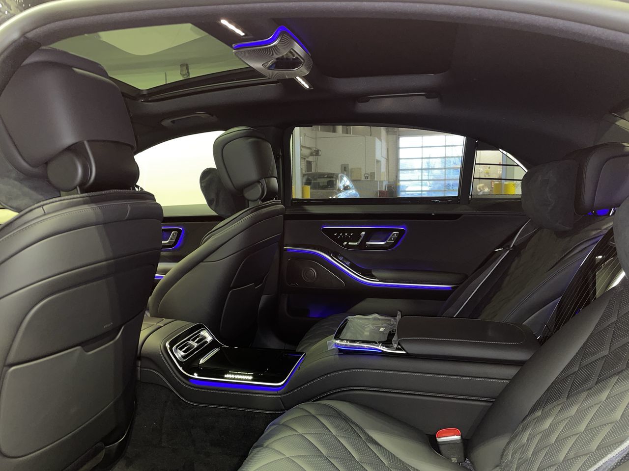 2023  S580