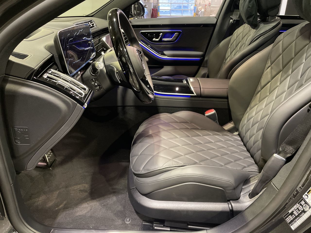 2023  S580
