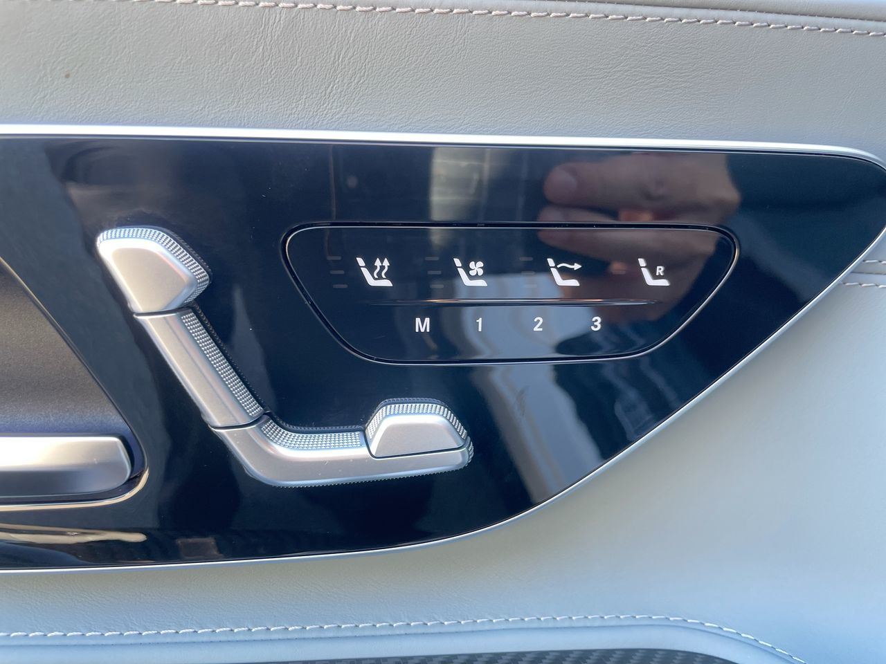 2023 Mercedes-Benz SL63 AMG