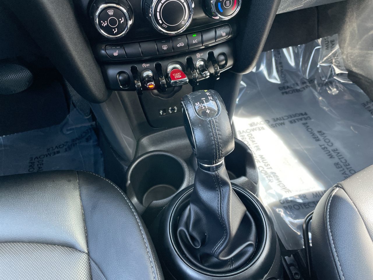 2017 MINI COOPER