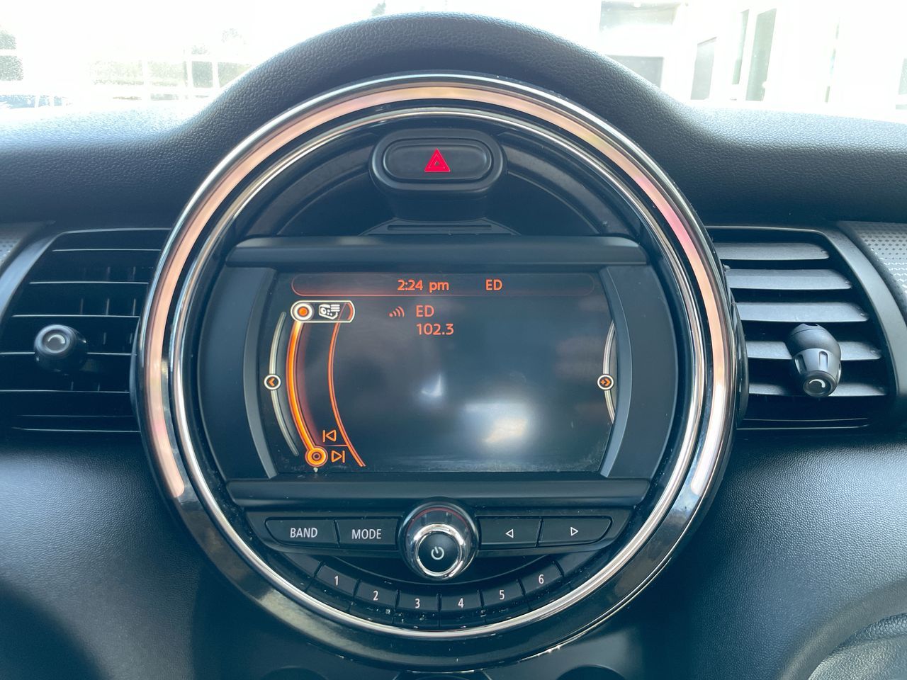 2017 MINI COOPER