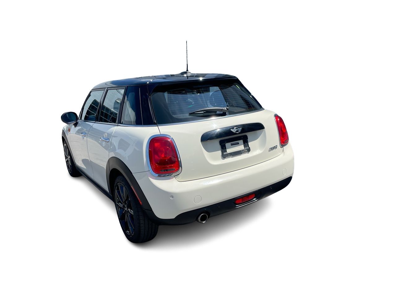 2017 MINI COOPER