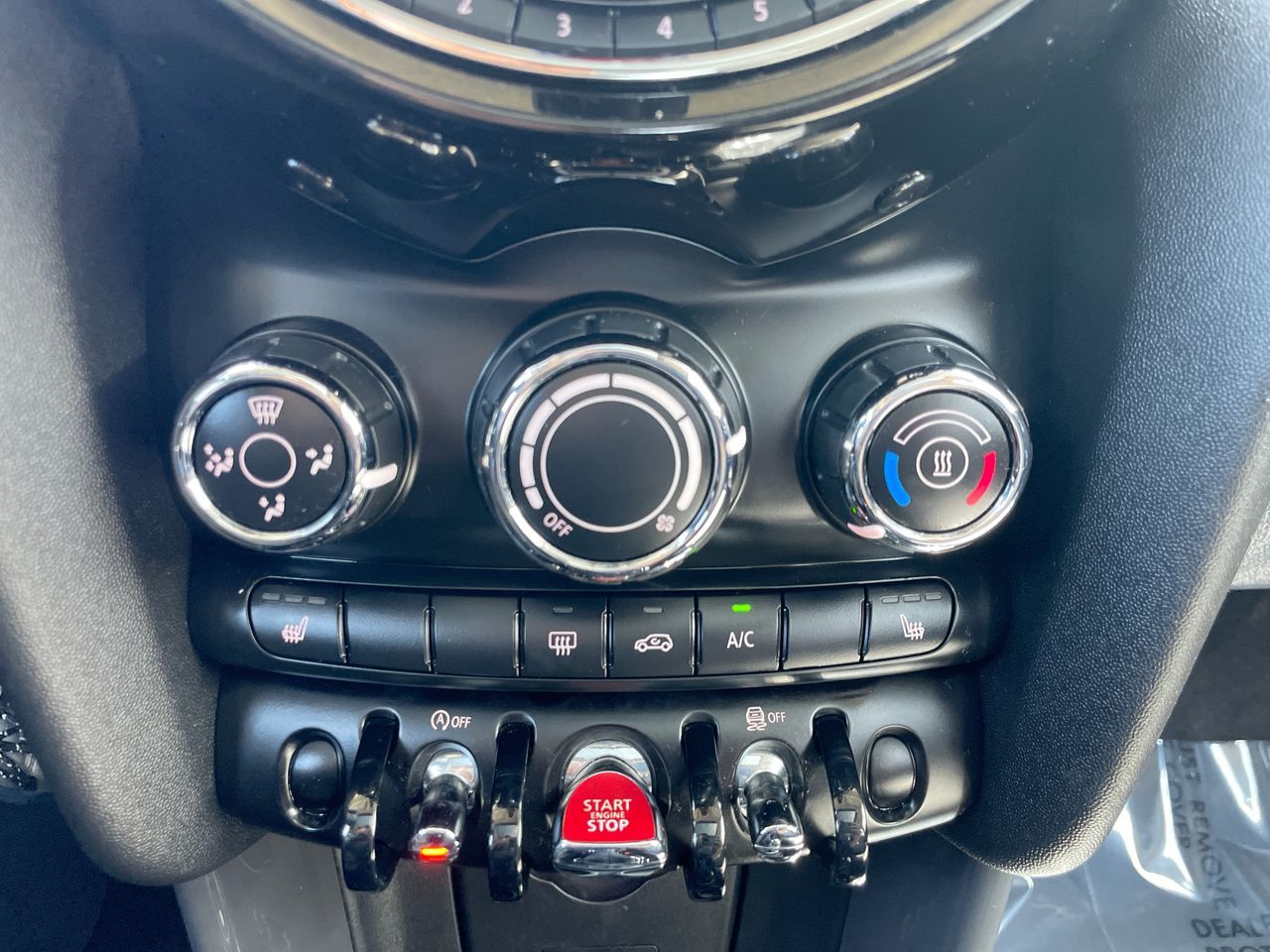 2017 MINI COOPER