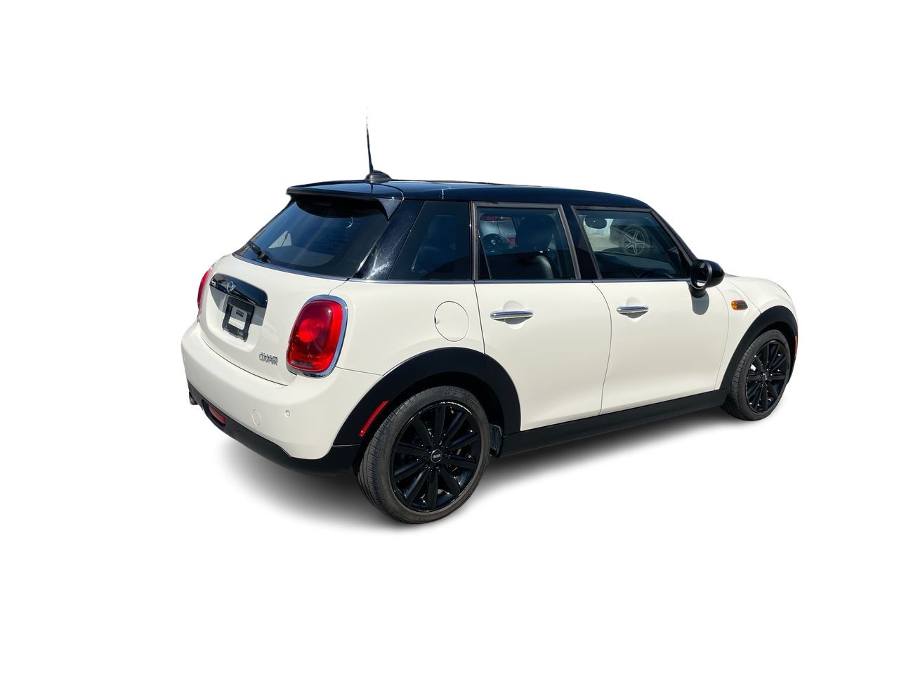 2017 MINI COOPER