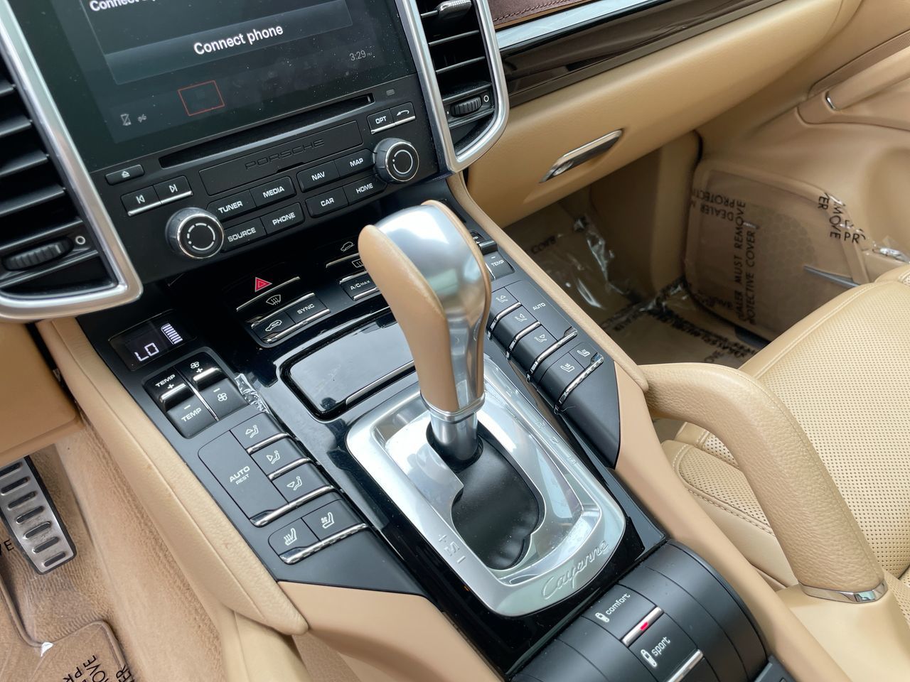 2017 Porsche Cayenne in Richmond, British Columbia