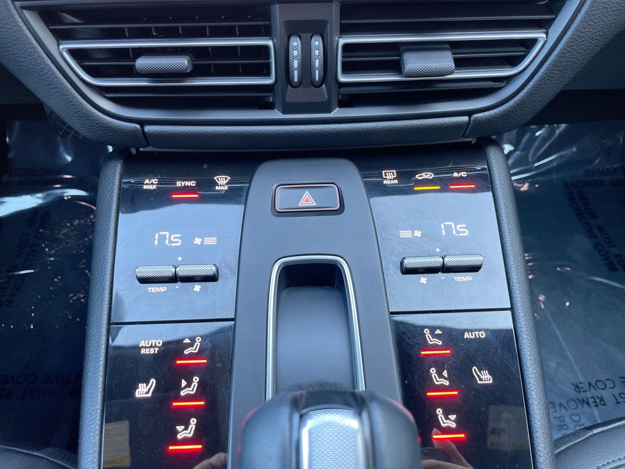 2022 Porsche Macan