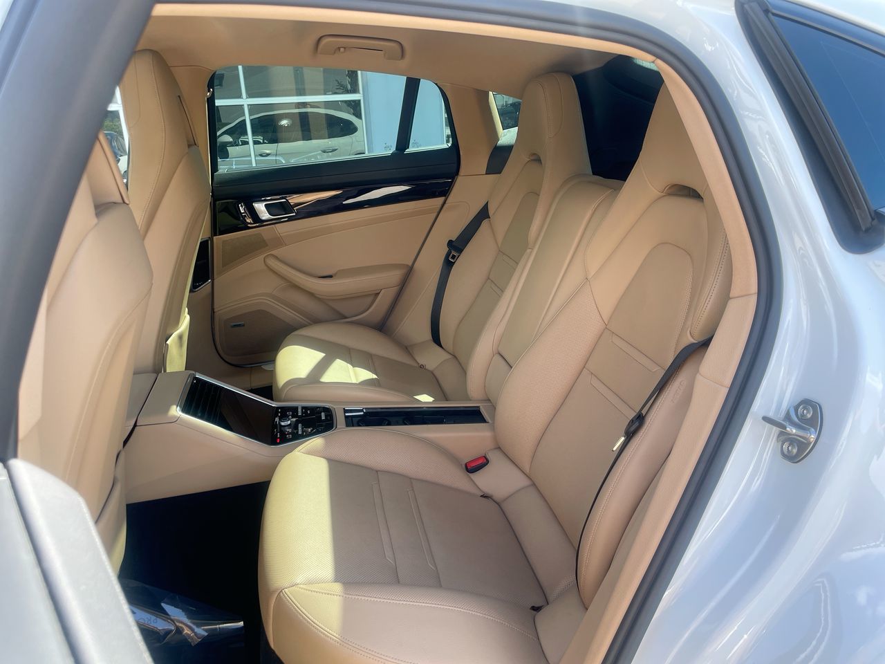 2020  Panamera