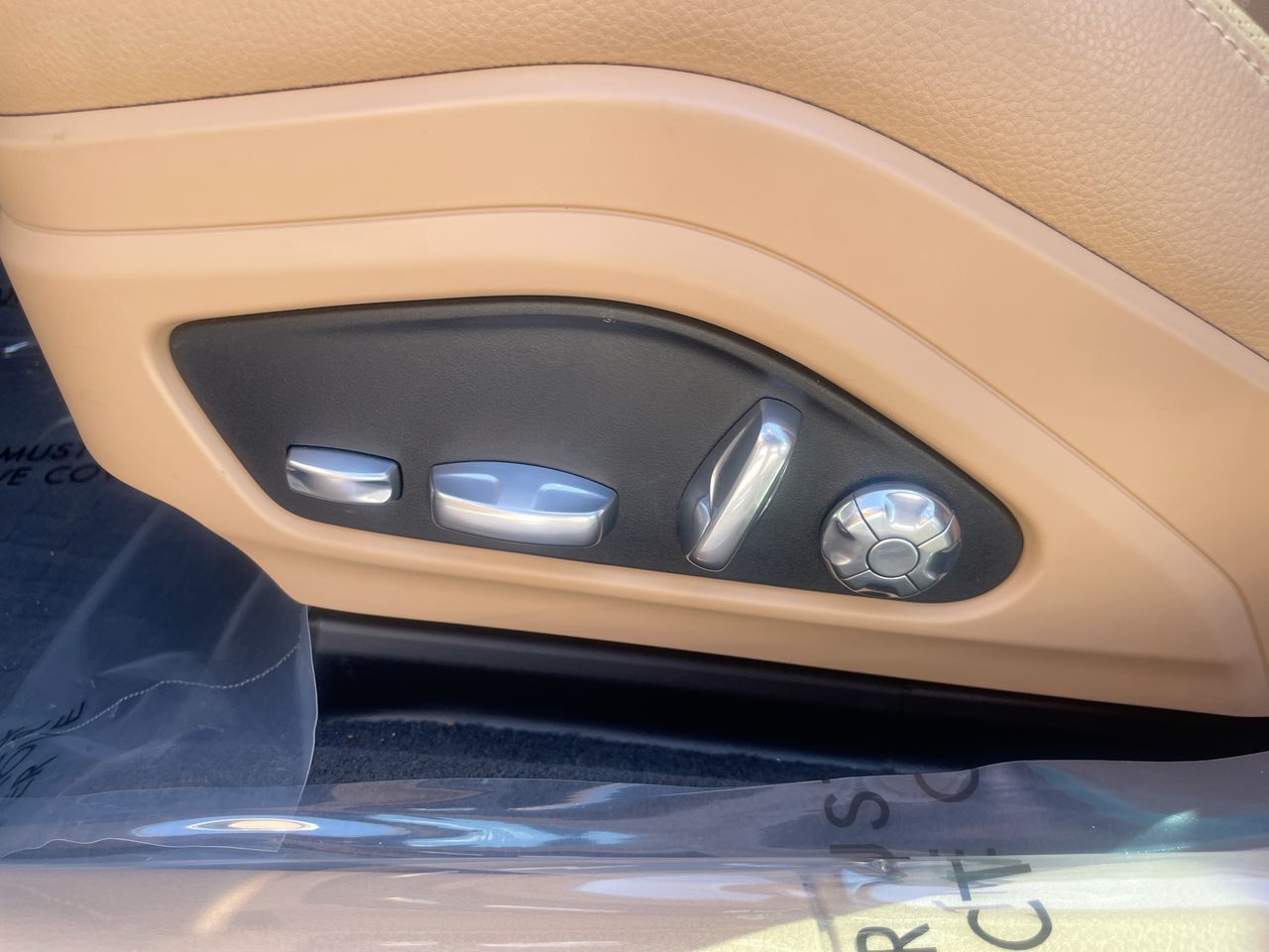 2020  Panamera