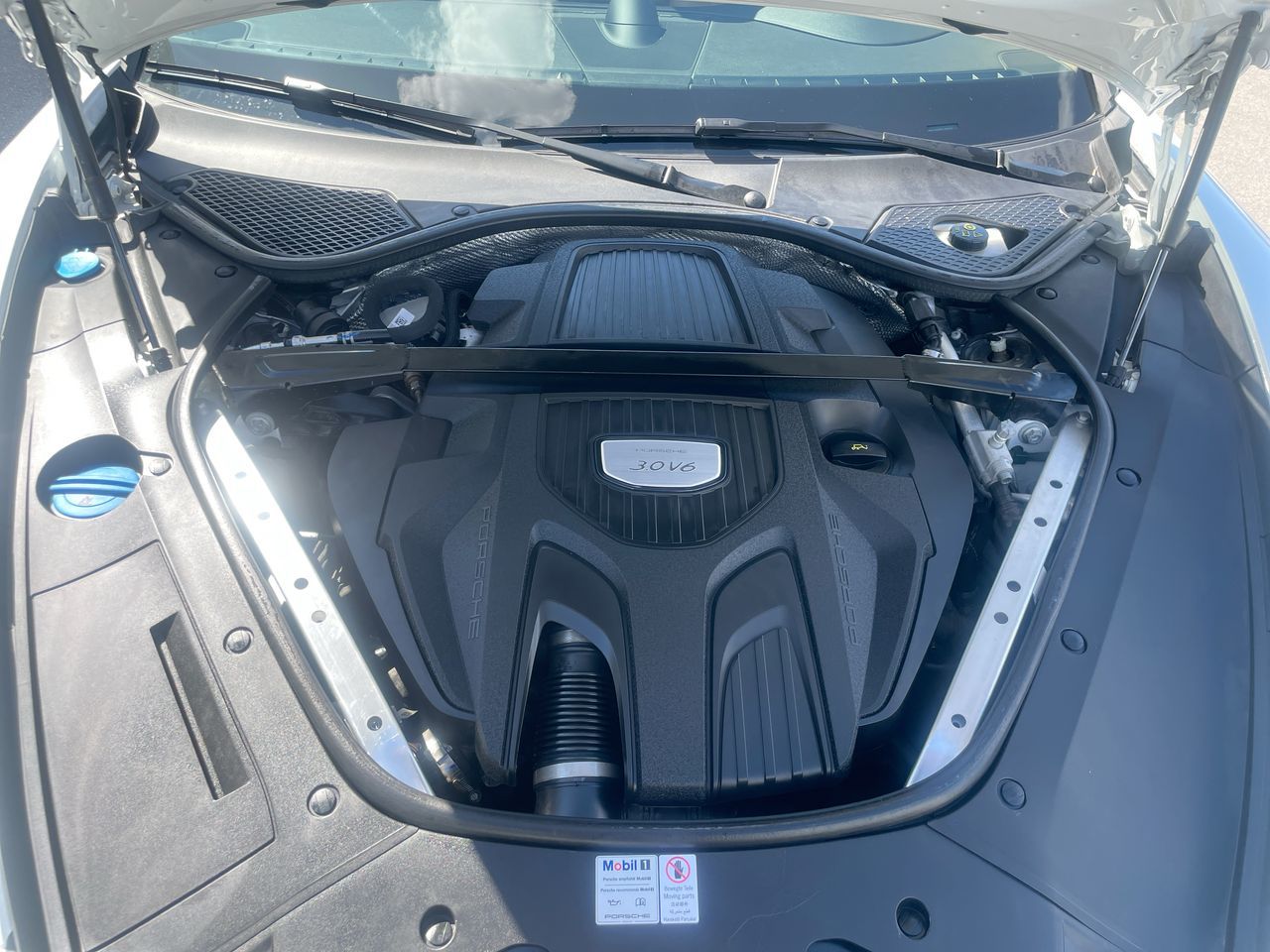 2020  Panamera