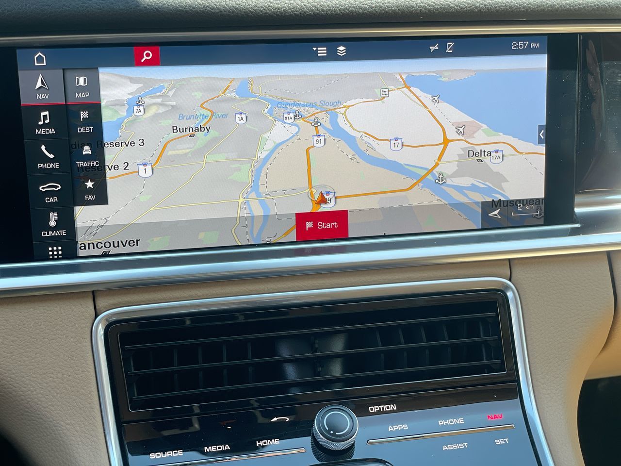 2020  Panamera