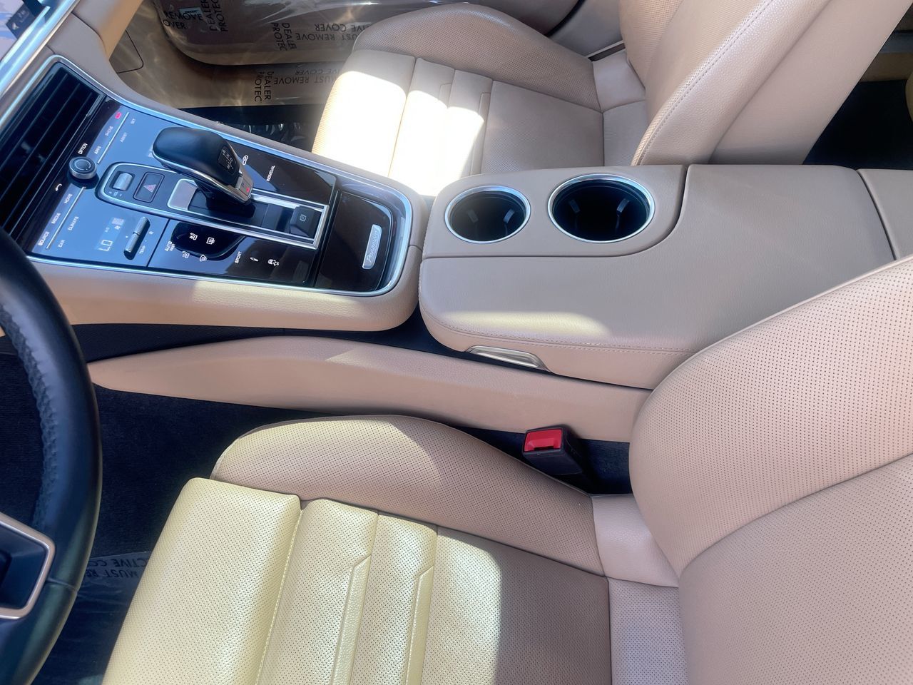 2020  Panamera