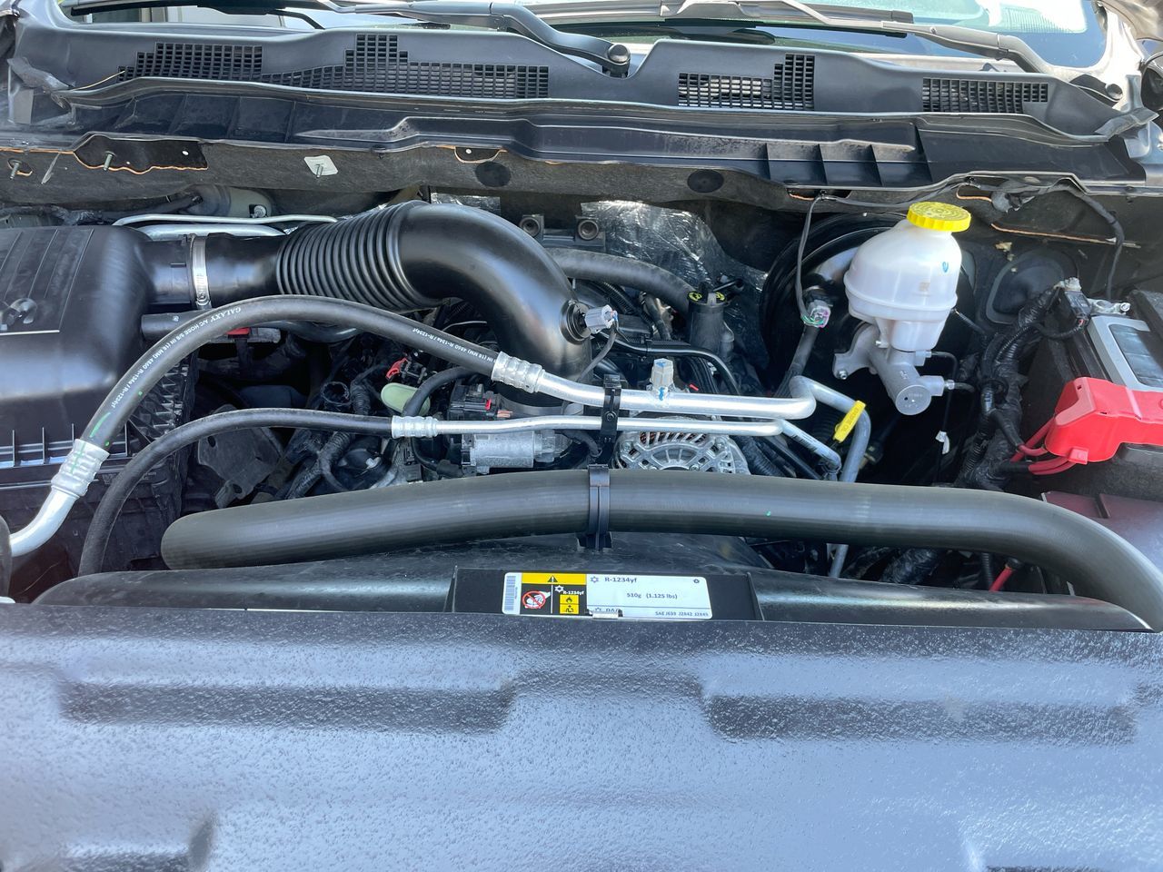 2022 Ram RAM 1500 Classic Crew Cab 4x4 (DS) in Richmond, British Columbia
