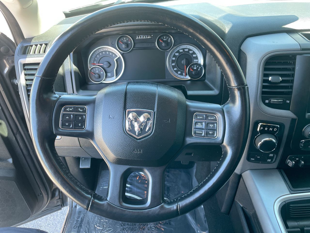 2022 Ram RAM 1500 Classic Crew Cab 4x4 (DS) in Richmond, British Columbia
