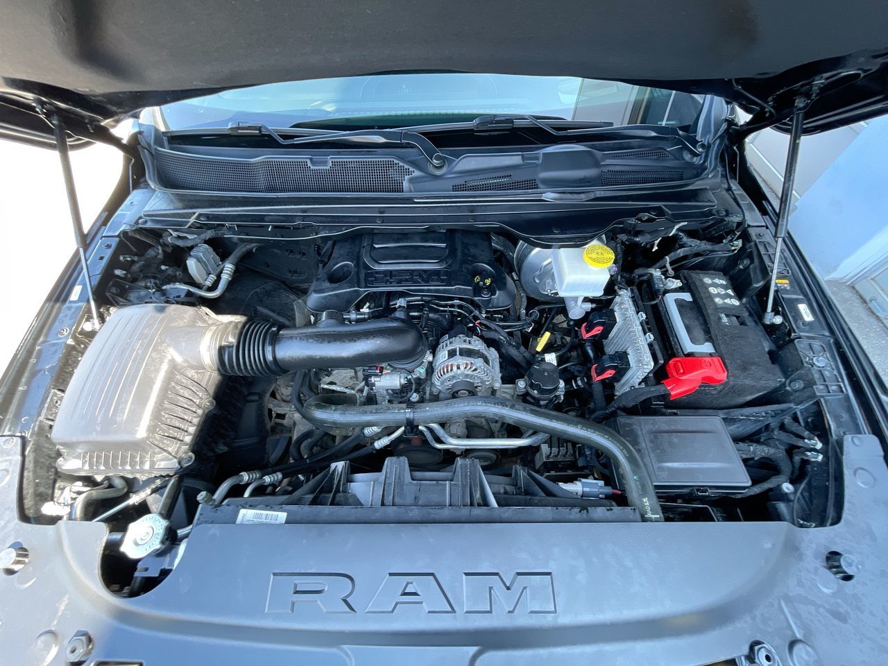 2023 Ram RAM 1500 Crew Cab 4x4 (DT)