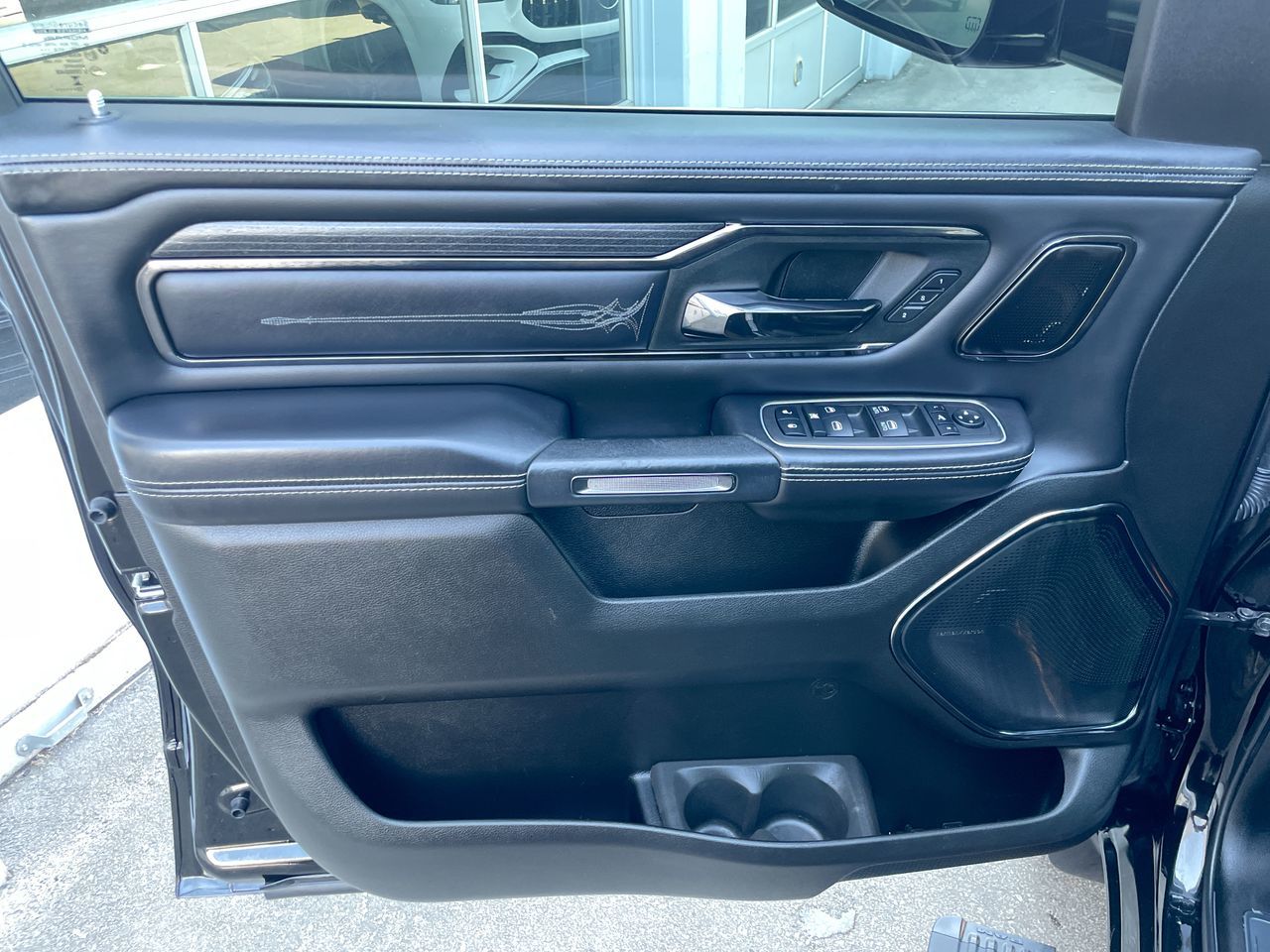 2023 Ram RAM 1500 Crew Cab 4x4 (DT)
