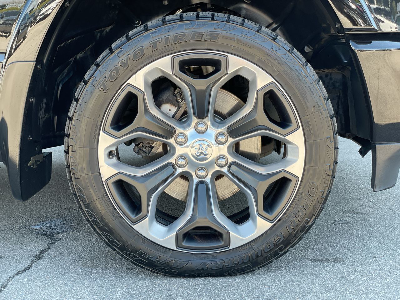 2023 Ram RAM 1500 Crew Cab 4x4 (DT)