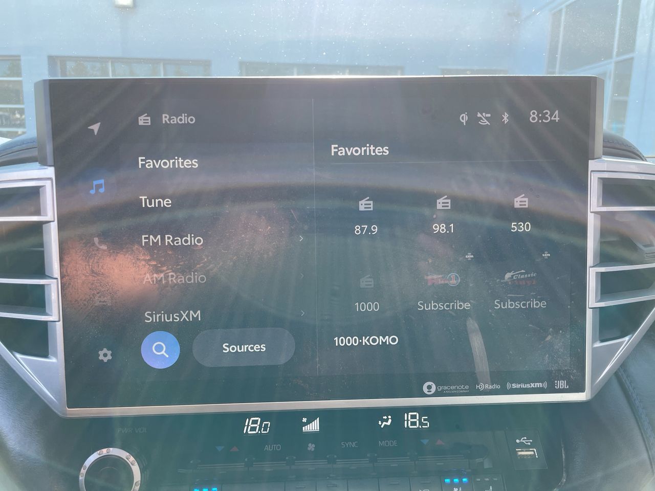 2022 Toyota TUNDRA 4X4 CREWMAX PLATINUM in Richmond, British Columbia