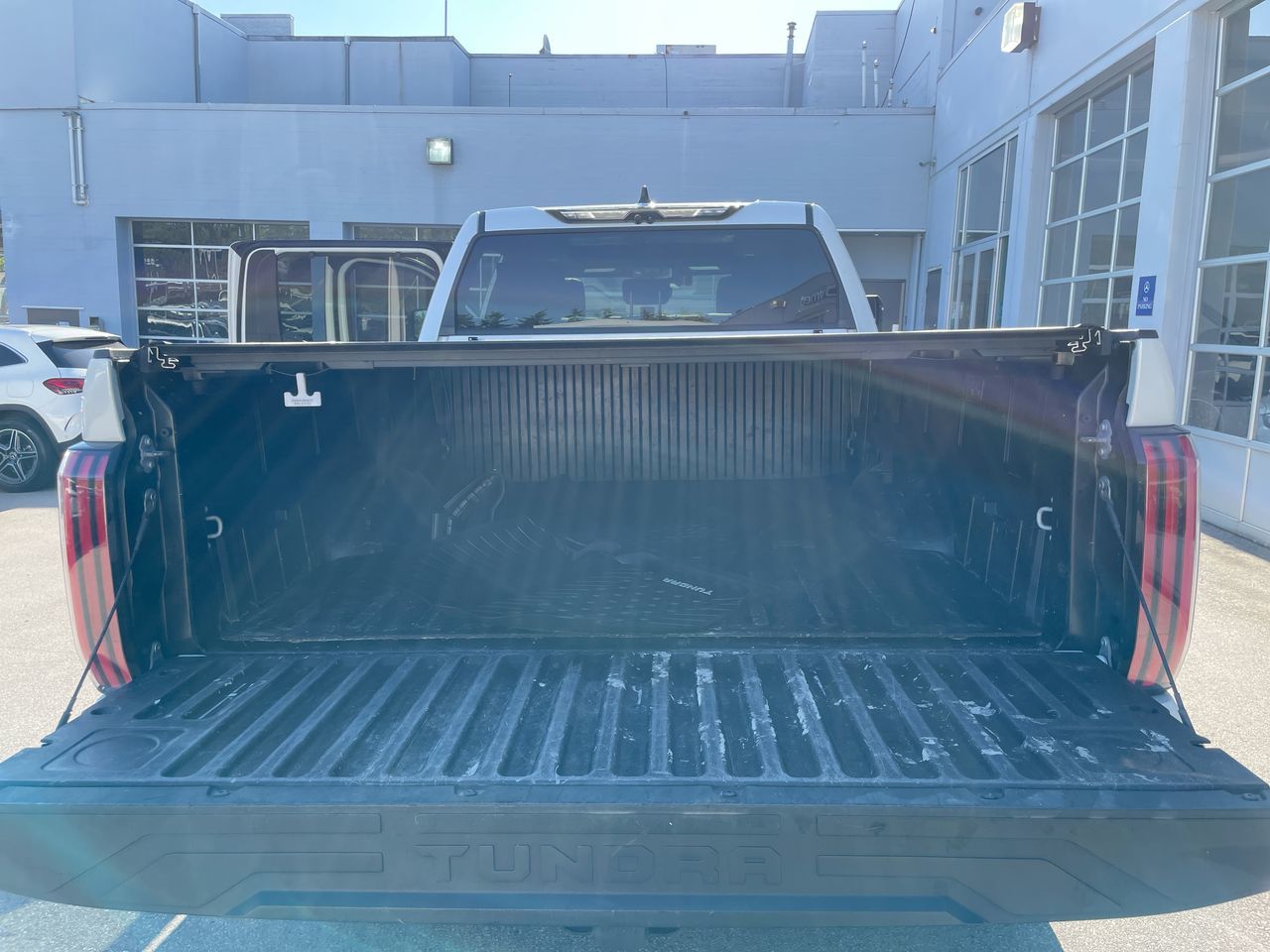 2022 Toyota TUNDRA 4X4 CREWMAX PLATINUM in Richmond, British Columbia