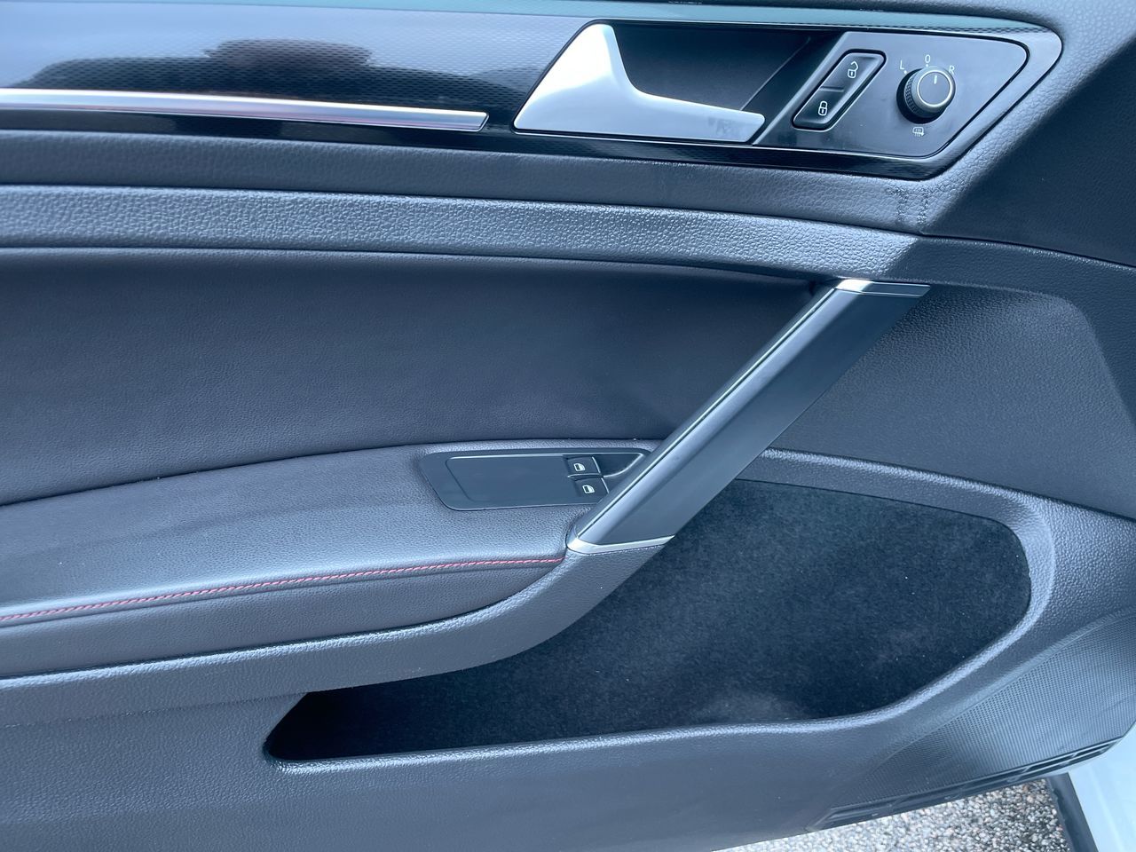 2015 Volkswagen Golf GTI in Richmond, British Columbia