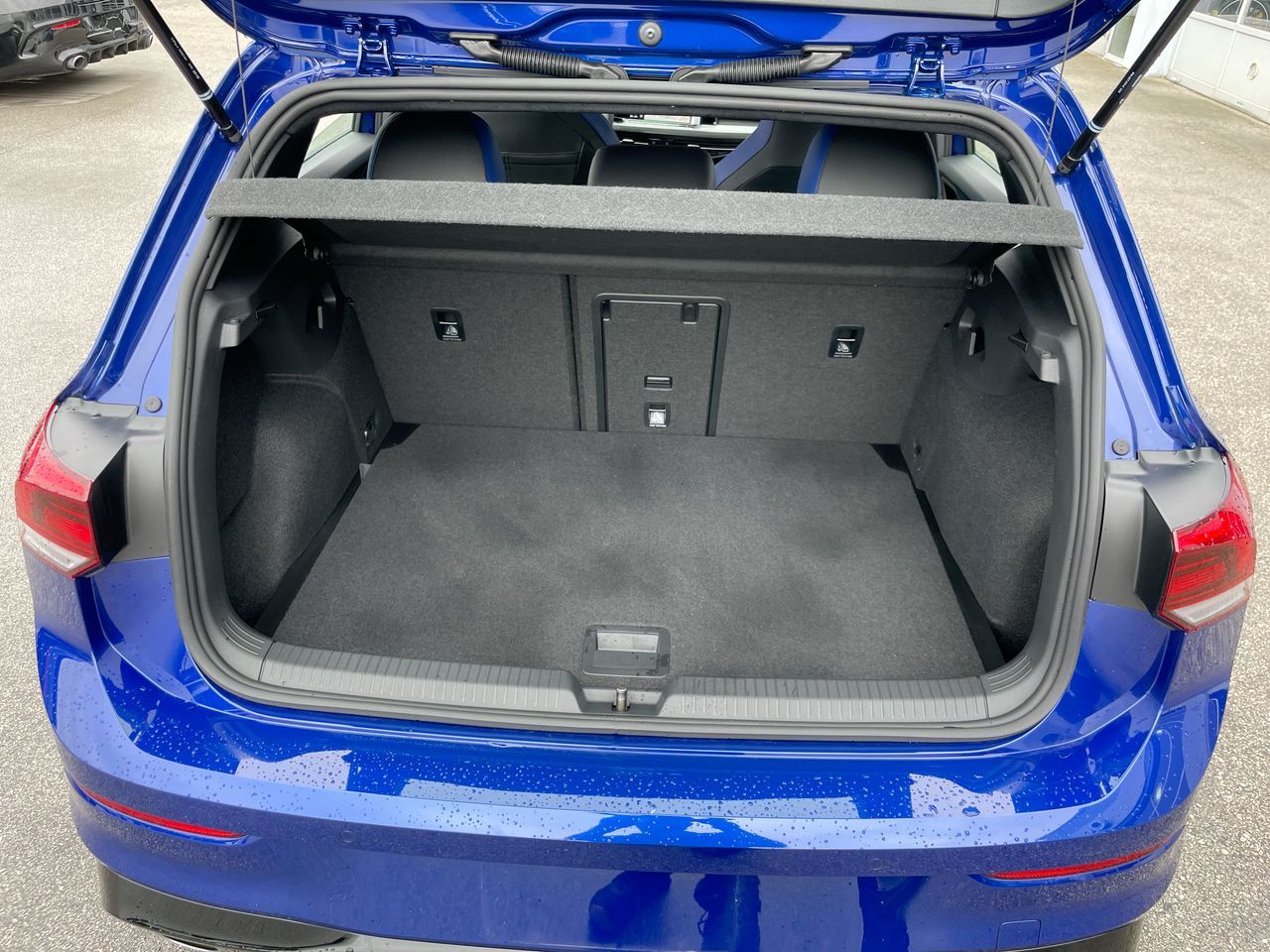 2024 Volkswagen Golf R in Richmond, British Columbia