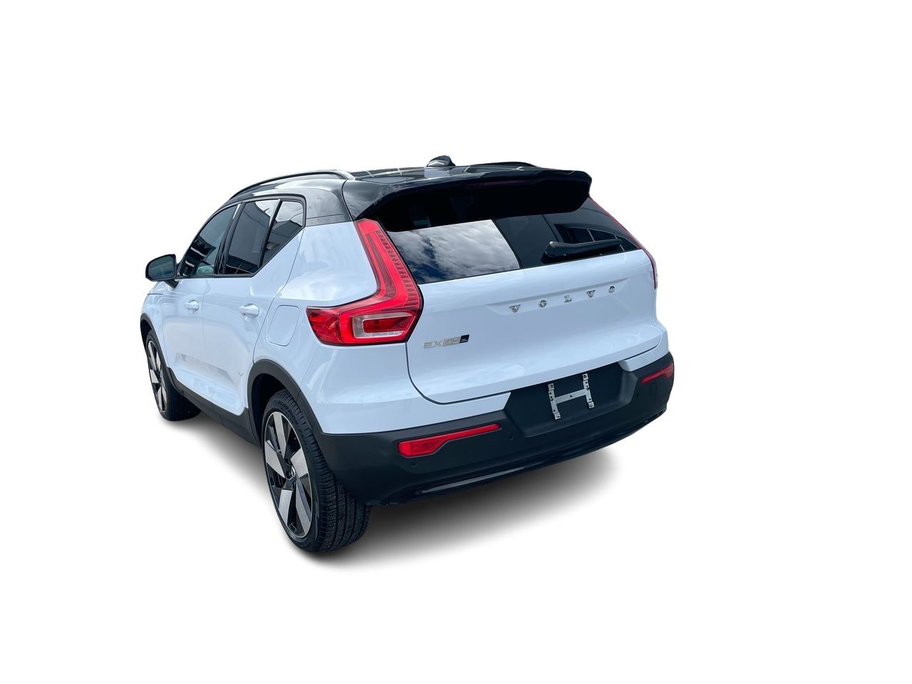 2025 Volvo EX40