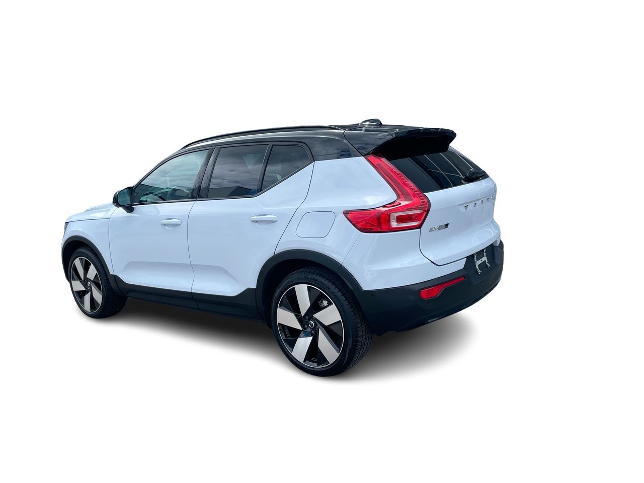 2025 Volvo EX40