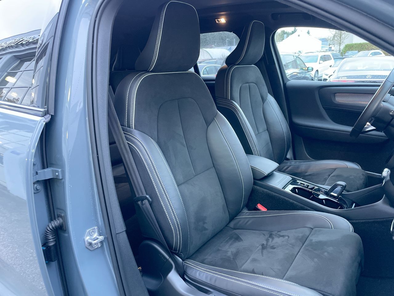 2022 Volvo XC40 in Richmond, British Columbia