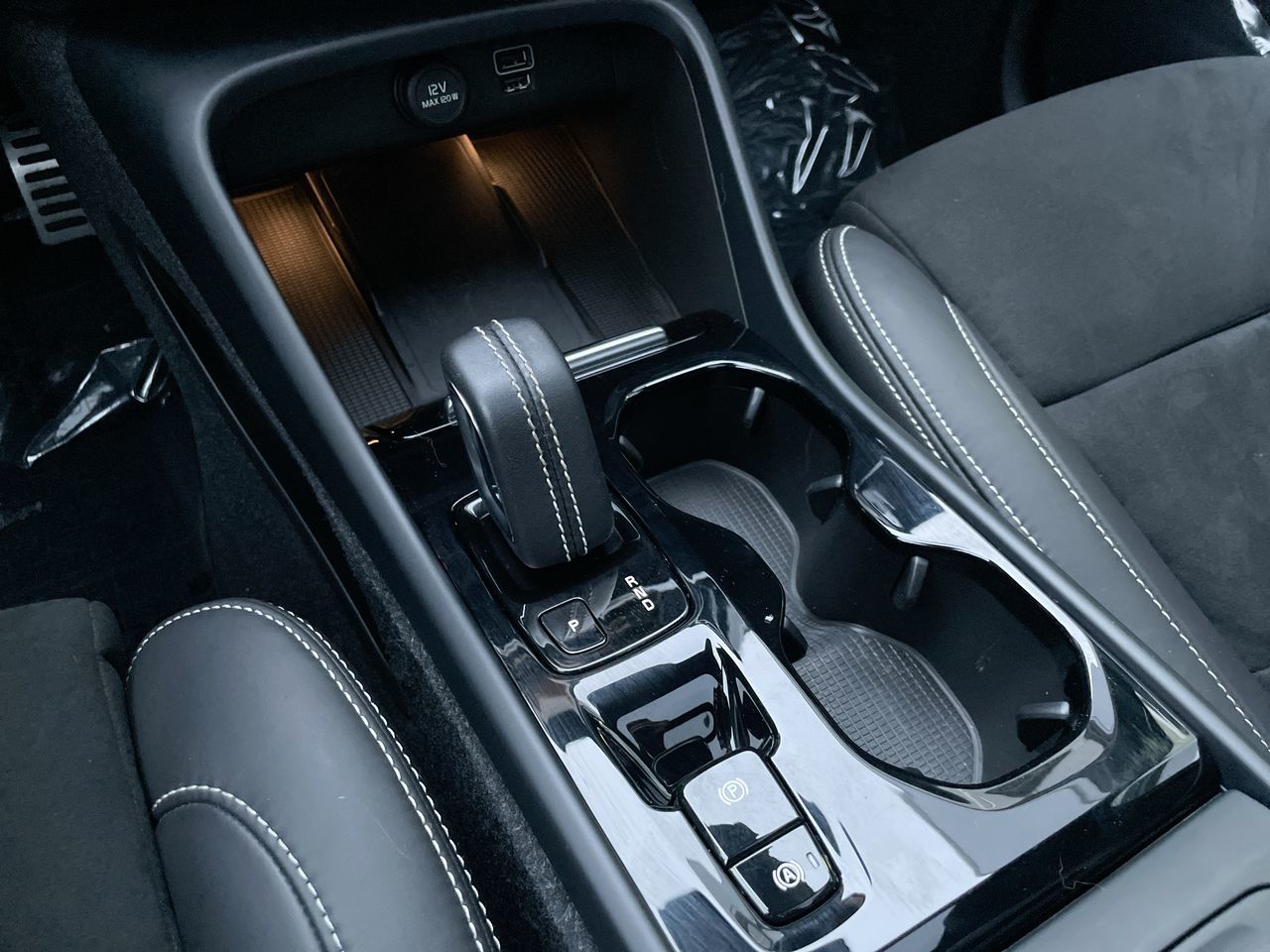 2022 Volvo XC40 in Richmond, British Columbia