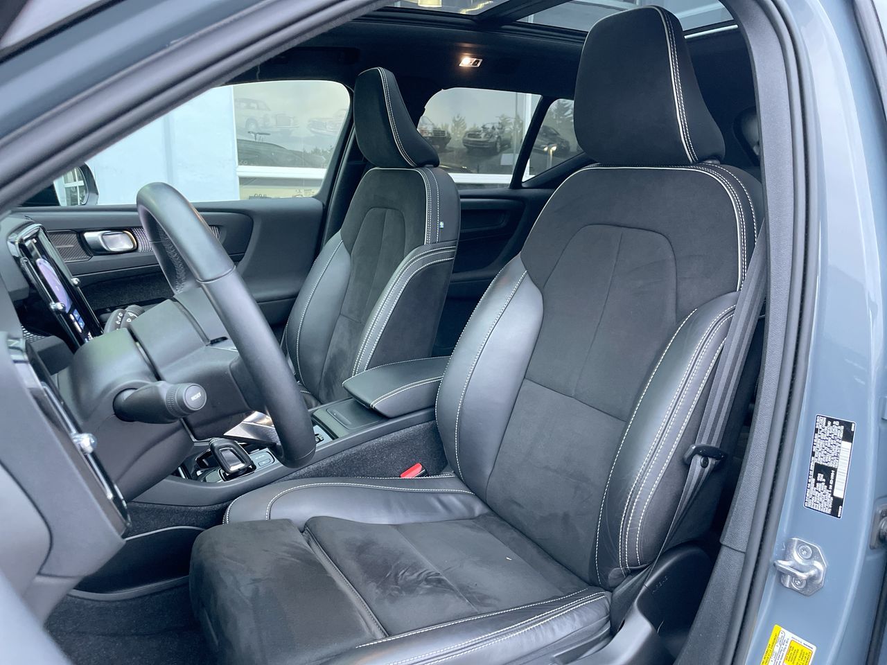 2022 Volvo XC40 in Richmond, British Columbia