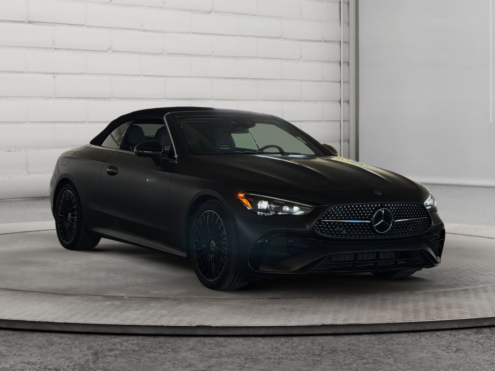Photo 2026 Mercedes-Benz CLE Cabriolet 450 4M #3