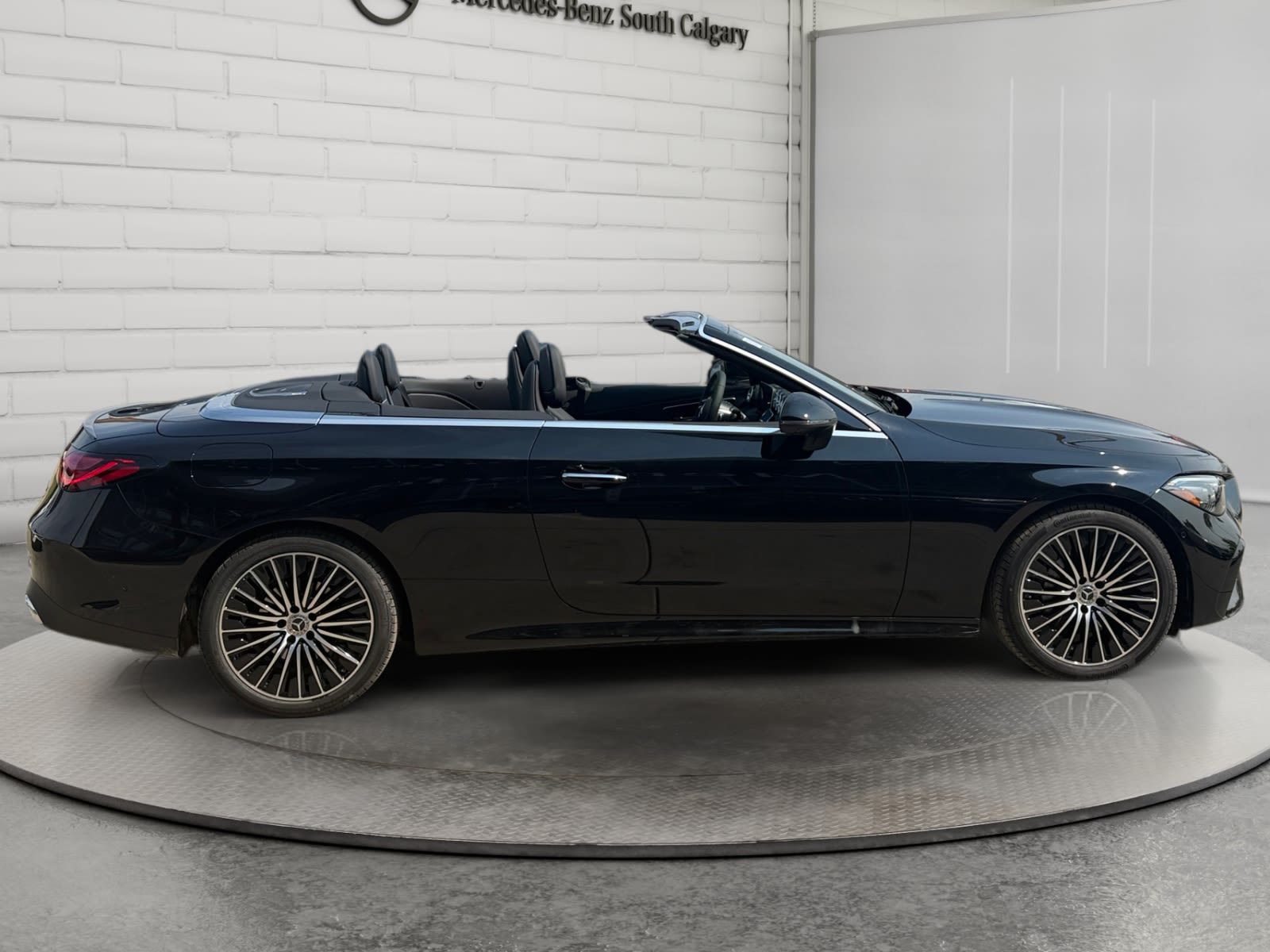 Photo 2027 Mercedes-Benz CLE Cabriolet 300 4MATIC #4