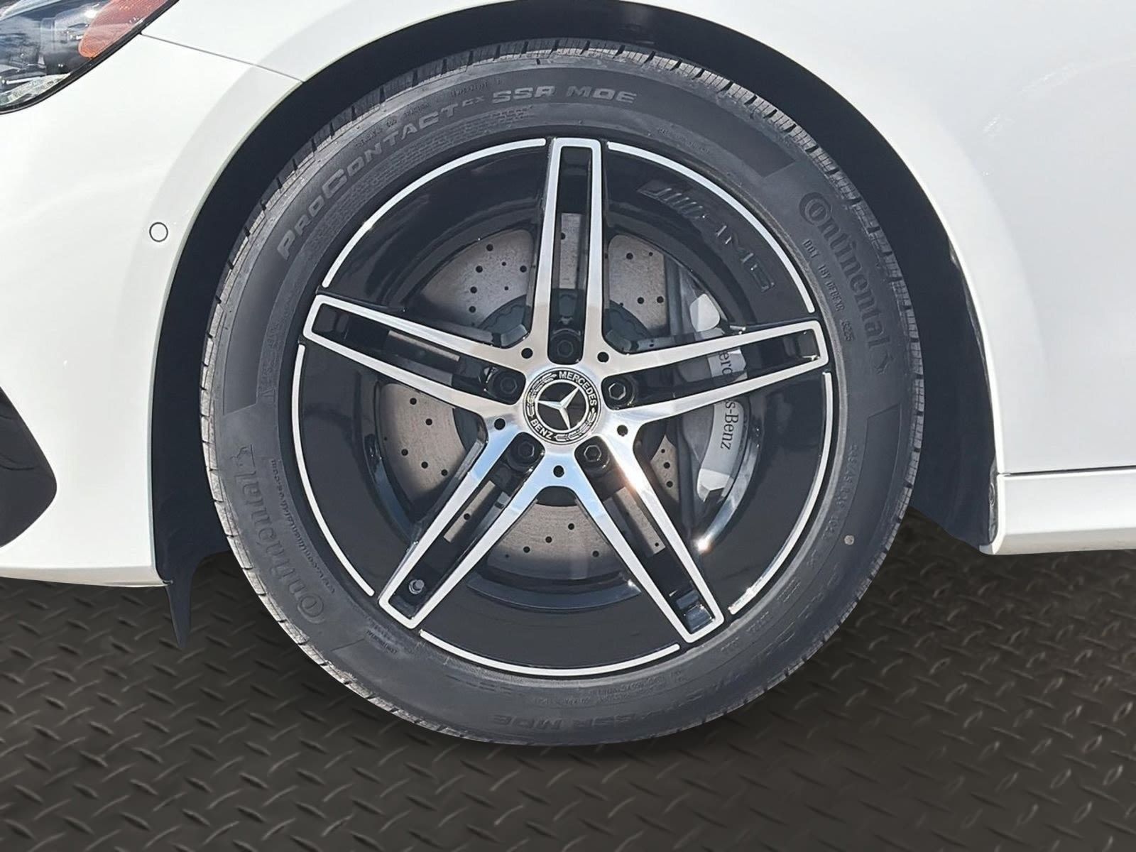 Photo 2026 Mercedes-Benz E-Class 450 4MATIC Sedan #7