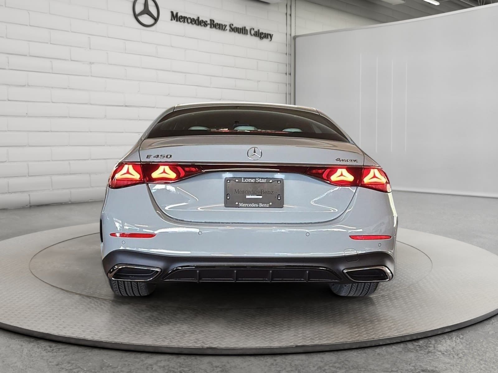 Photo 2026 Mercedes-Benz E-Class 450 4MATIC Sedan #3