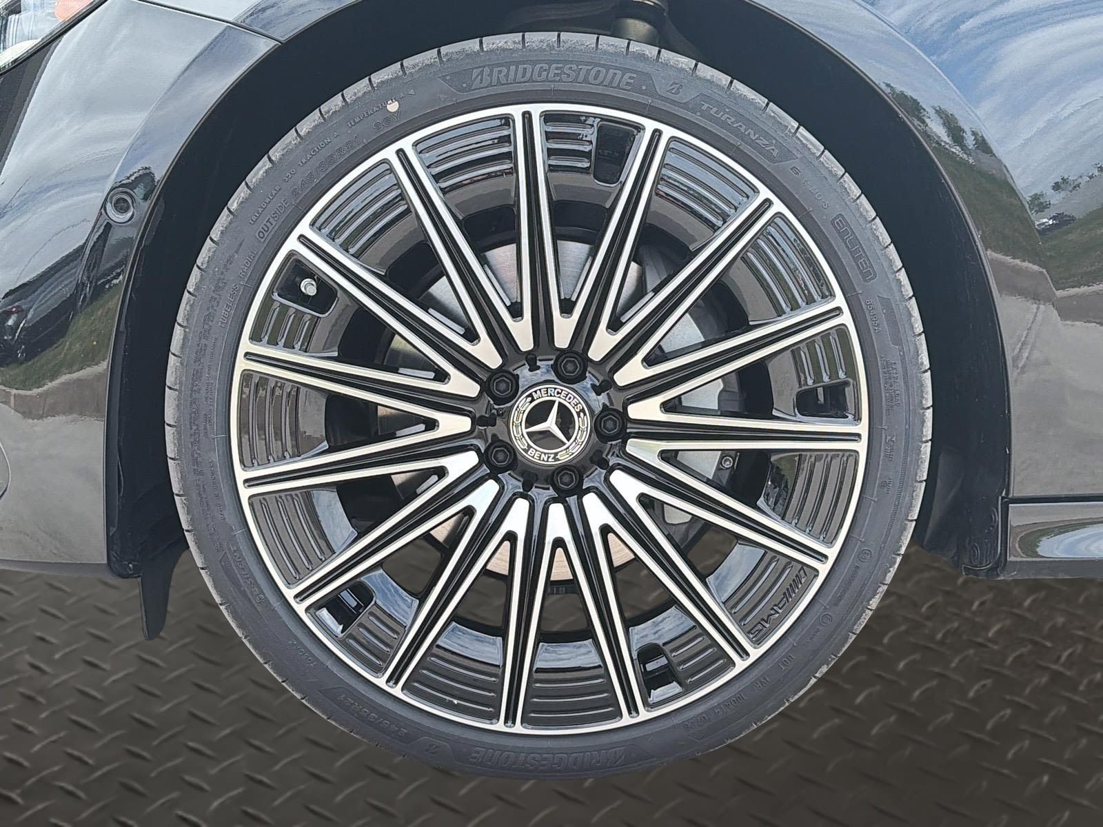 Photo 2026 Mercedes-Benz E-Class 350 4MATIC Sedan #7