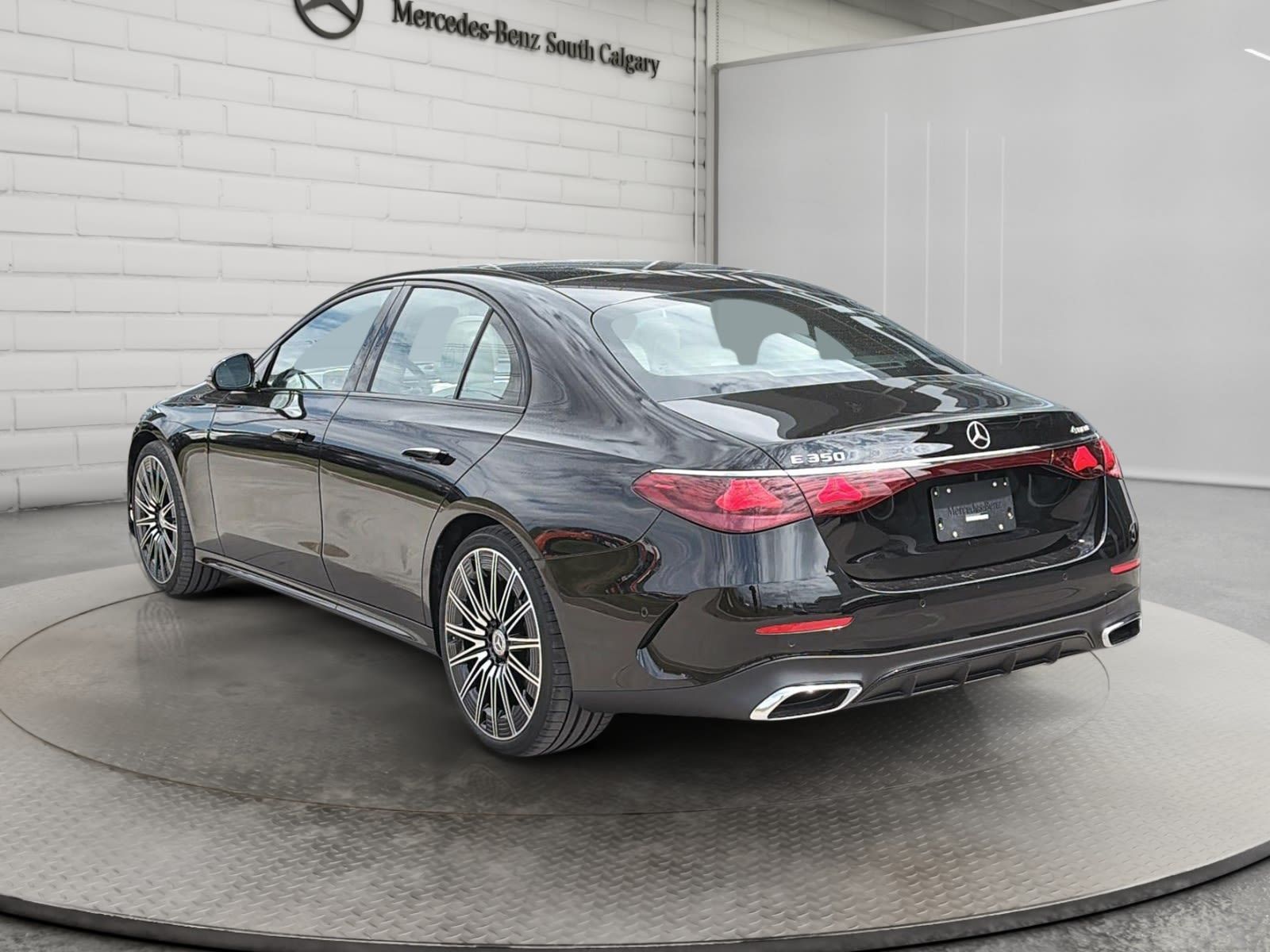 Photo 2026 Mercedes-Benz E-Class 350 4MATIC Sedan #4