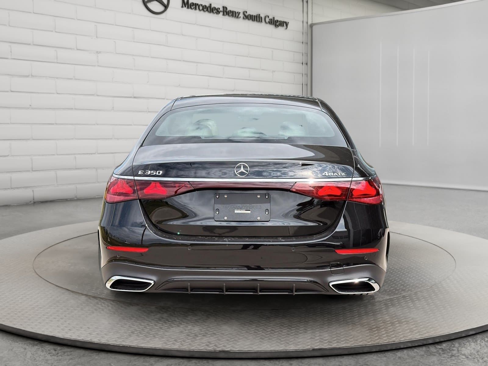 Photo 2026 Mercedes-Benz E-Class 350 4MATIC Sedan #3