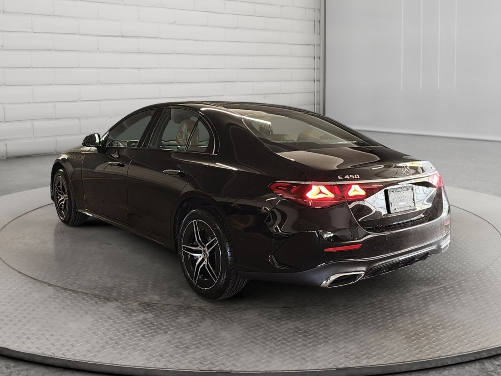 Photo 2026 Mercedes-Benz E-Class 450 4MATIC Sedan #4