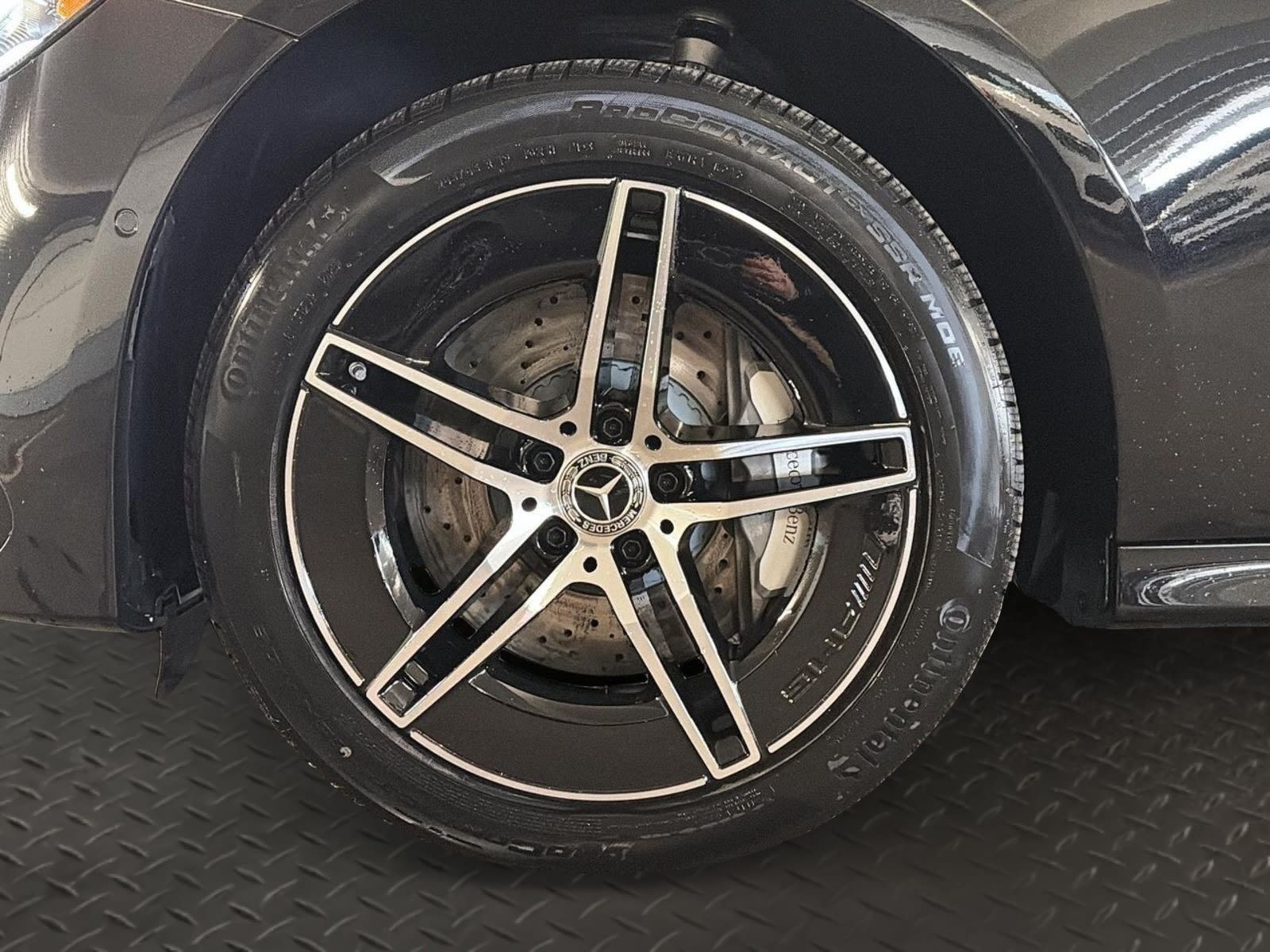 Photo 2026 Mercedes-Benz E-Class 450 4MATIC Sedan #7