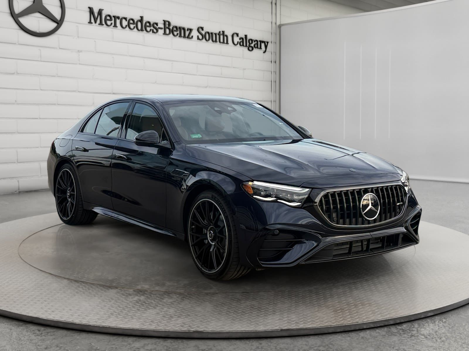 Photo 2027 Mercedes-Benz E-Class AMG 53 E #3
