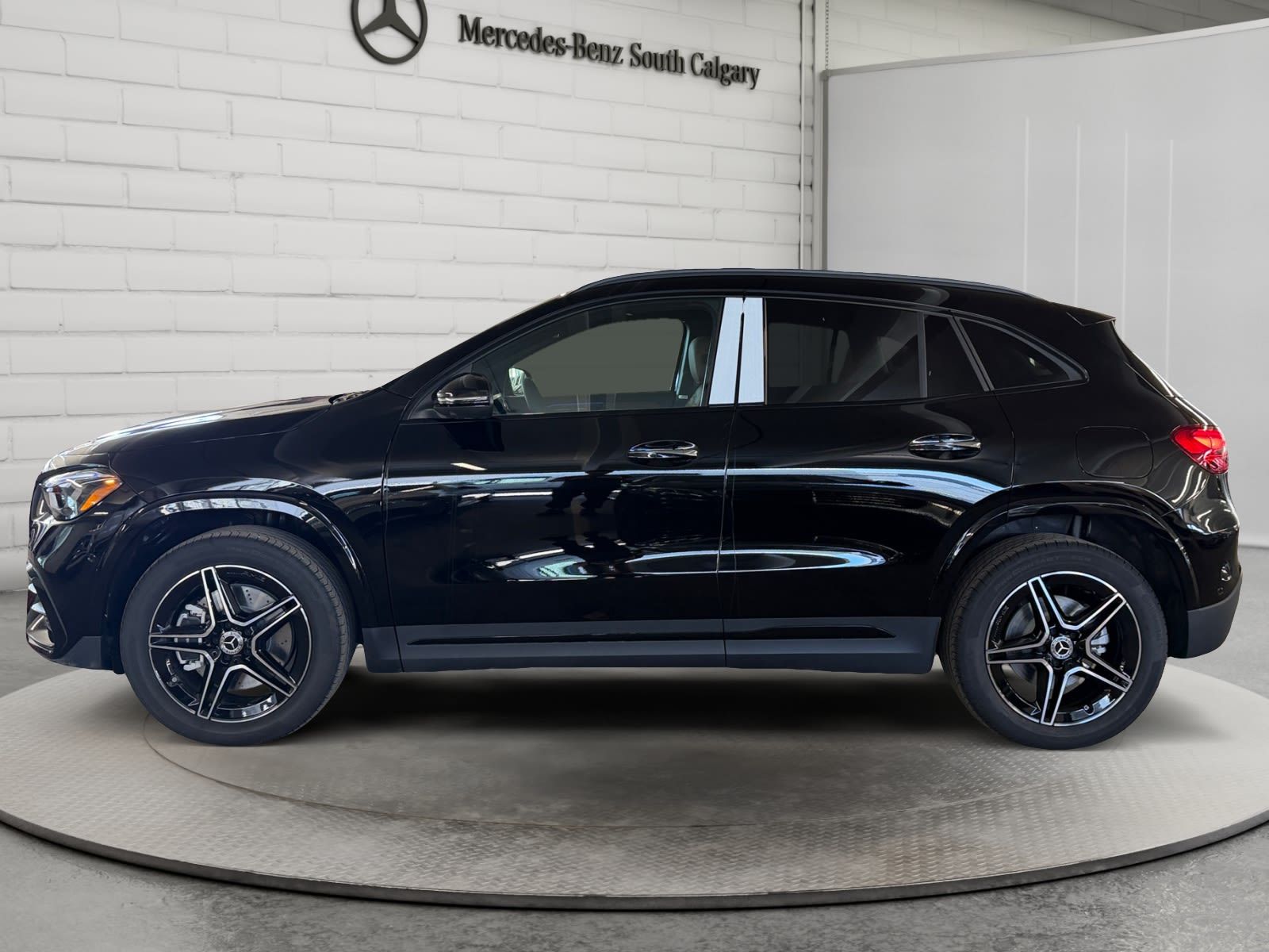 Photo 2026 Mercedes-Benz GLA 250 4MATIC SUV #8