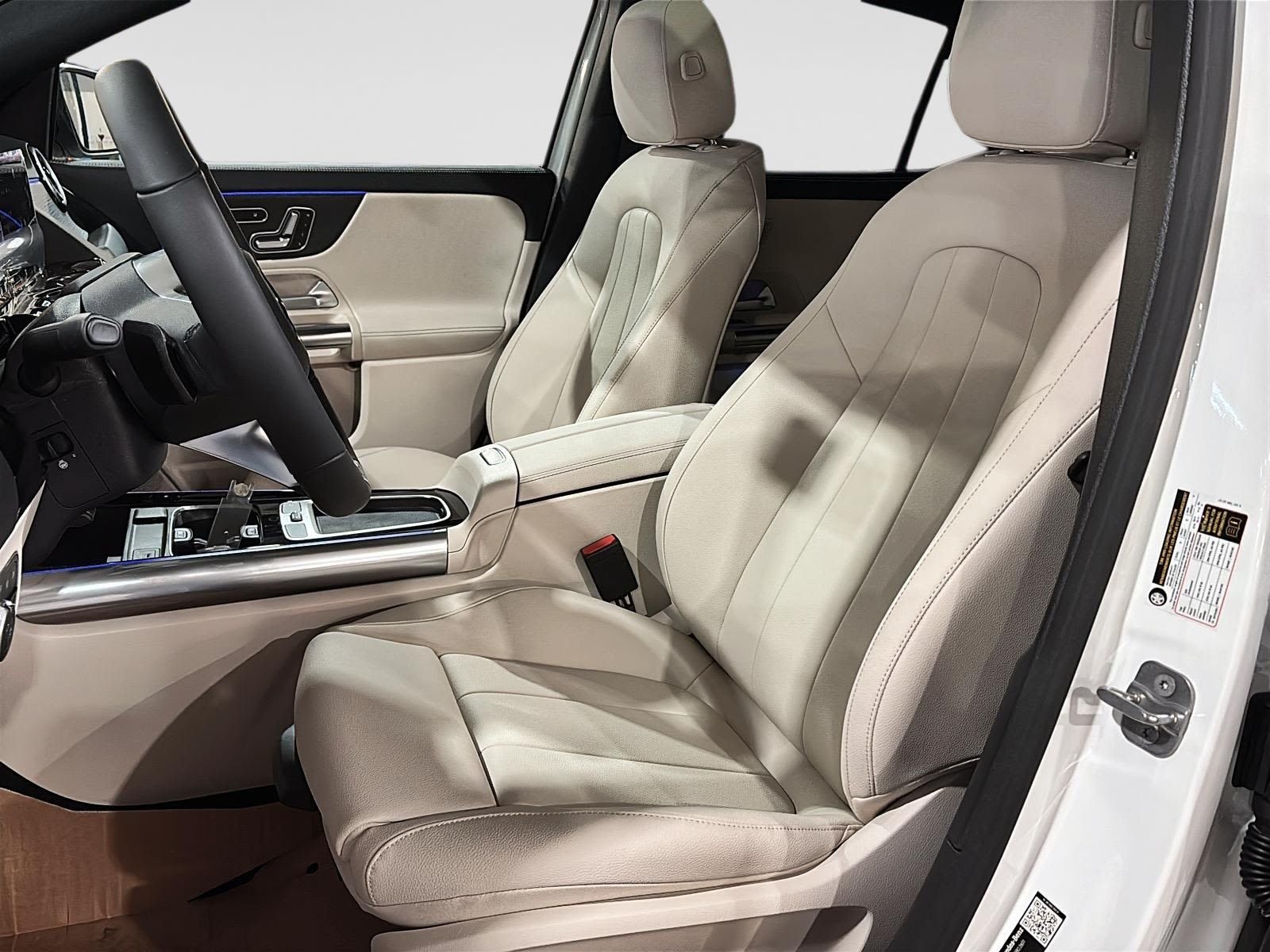 Photo 2026 Mercedes-Benz GLA 250 4MATIC SUV #7