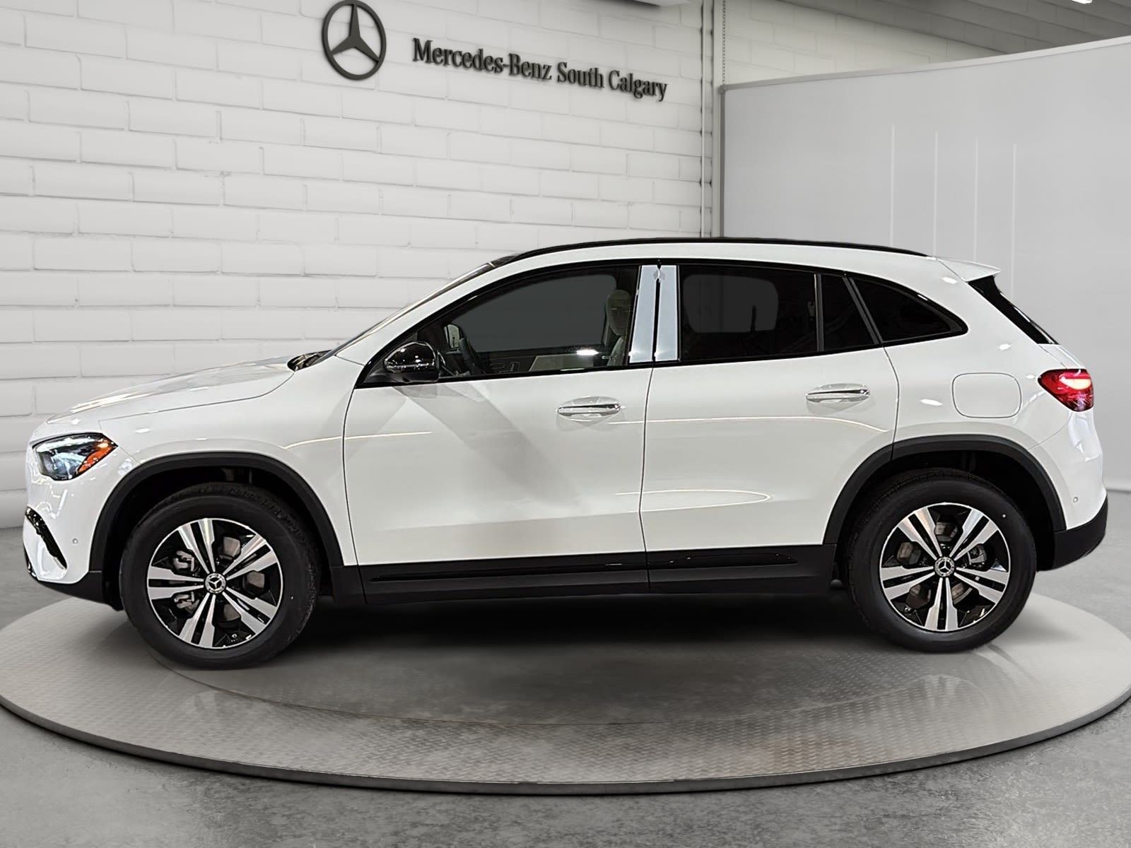 Photo 2026 Mercedes-Benz GLA 250 4MATIC SUV #5