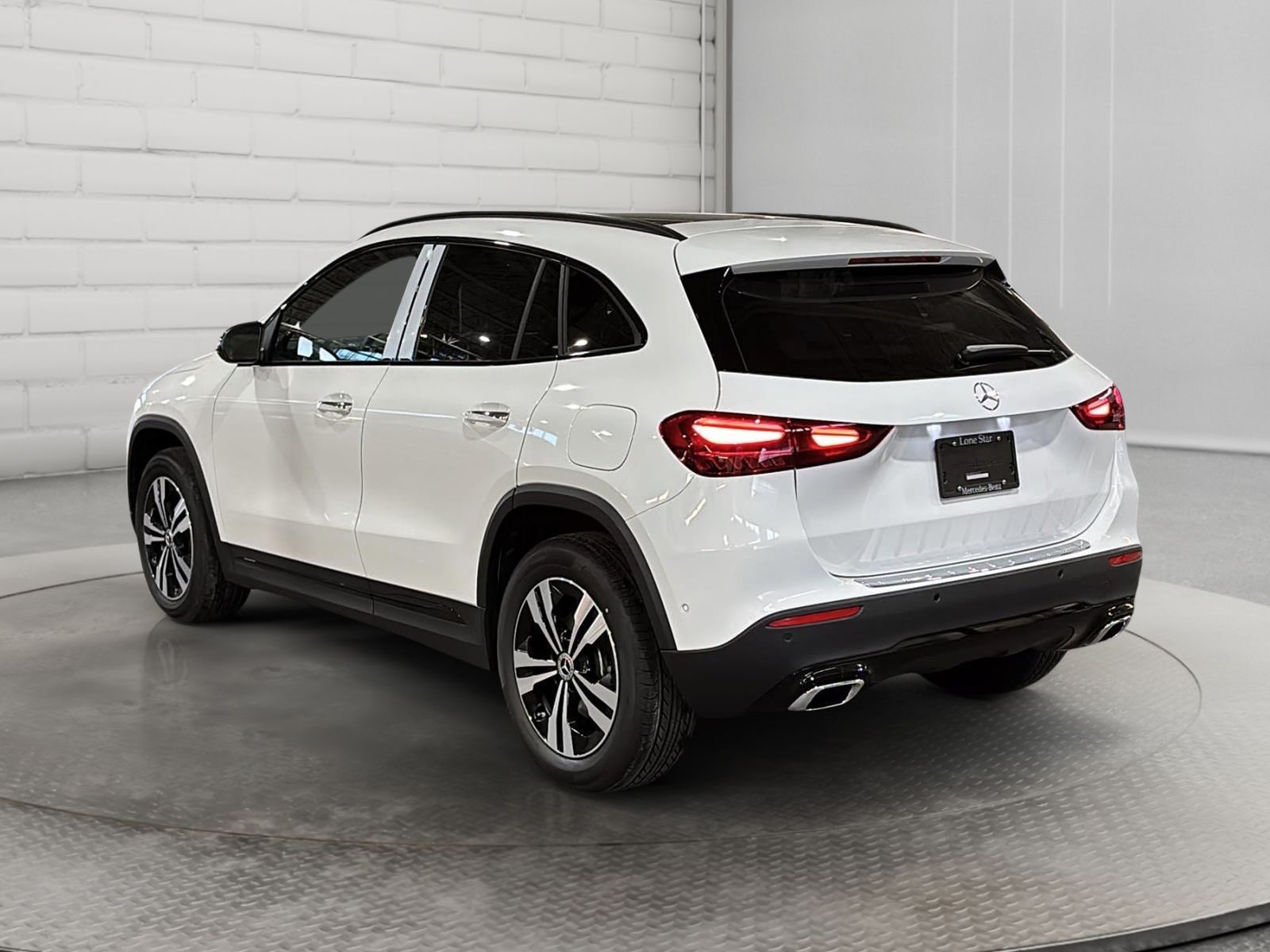 Photo 2026 Mercedes-Benz GLA 250 4MATIC SUV #4